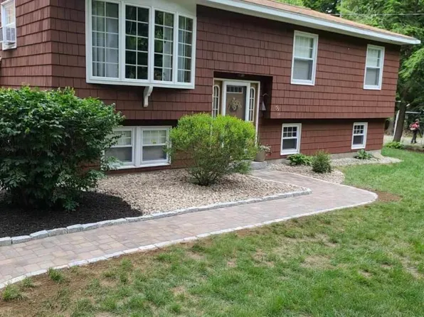 139 Albion Road, Windham, ME 04062