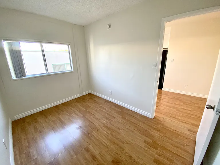 1543 N Bronson Ave #317 — Photo 18