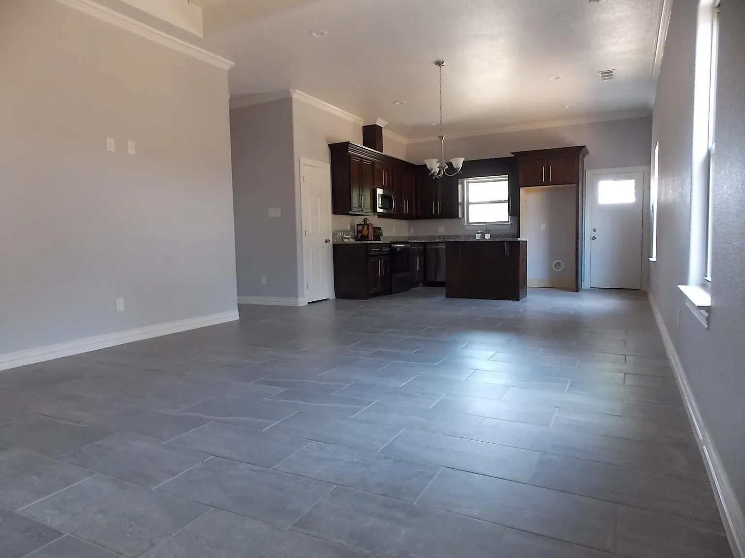 4107 Canada Dr — Photo 2