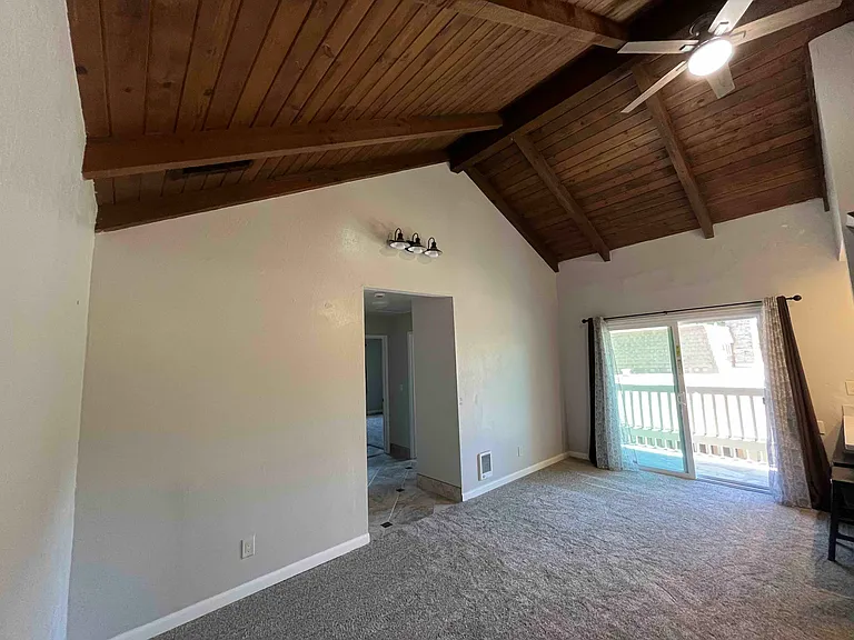 617 Timberpine Ave #3 — Photo 2