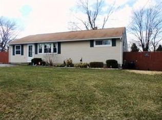 256 Greenaway Dr, Springfield, MA 01109