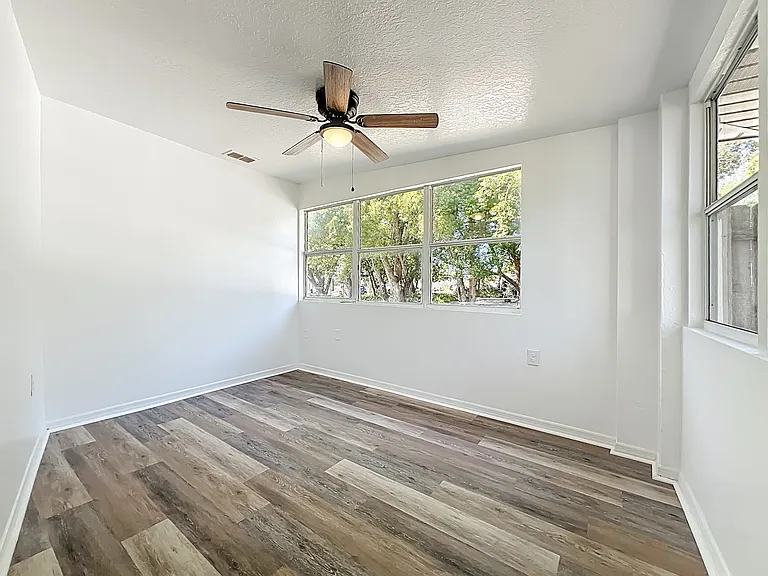 301 E Atwater Ave — Photo 13