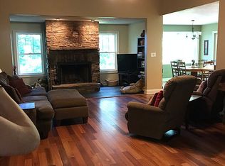 204 Green Forest Dr, Toccoa, GA 30577