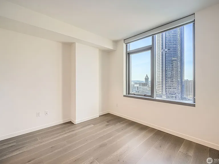 800 Columbia St #1205 — Photo 28