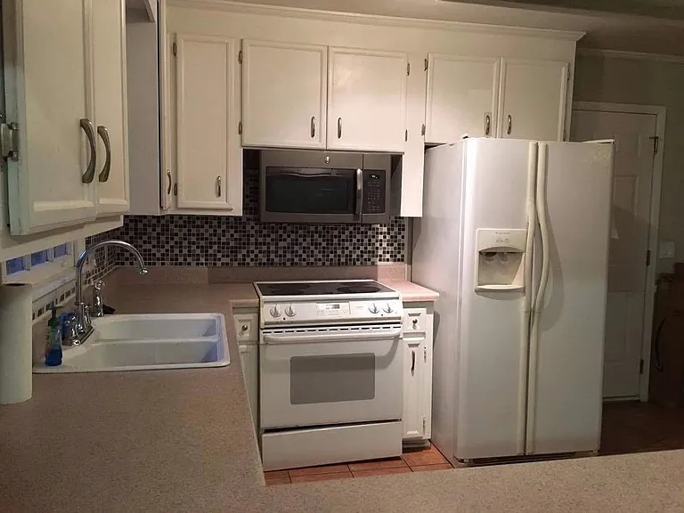 303 Richland Dr — Photo 9