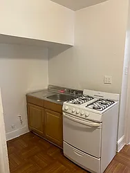 Rented by Batra Group Inc