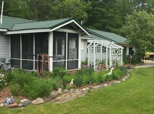 680 Eddy Rd, Beaverton, MI 48612