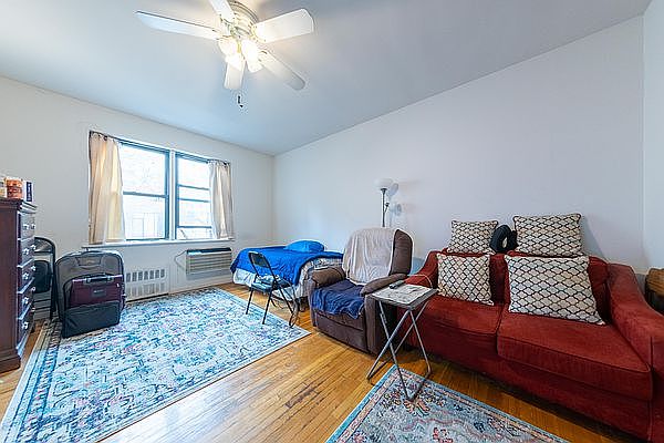 1st image of 520 E 84th St APT 3F