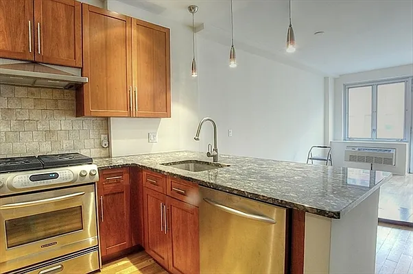 Sold by Citi Habitats | media 3