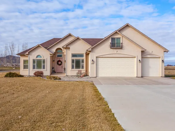 1281-13 2/10 Rd, Loma, CO 81524