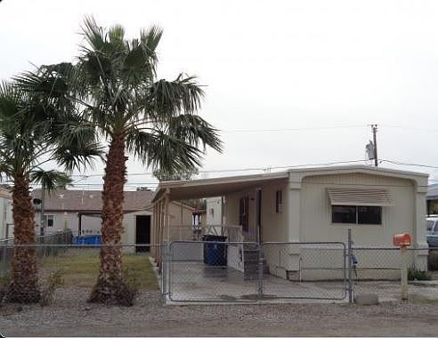 1st image of 300 Riverwood Ln