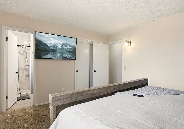 4305 Andrew Dr NE — Photo 23
