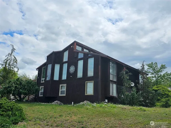 5 SE State Street, Tonasket, WA 98855