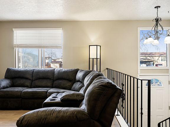 3rd image of 952 W 330 S