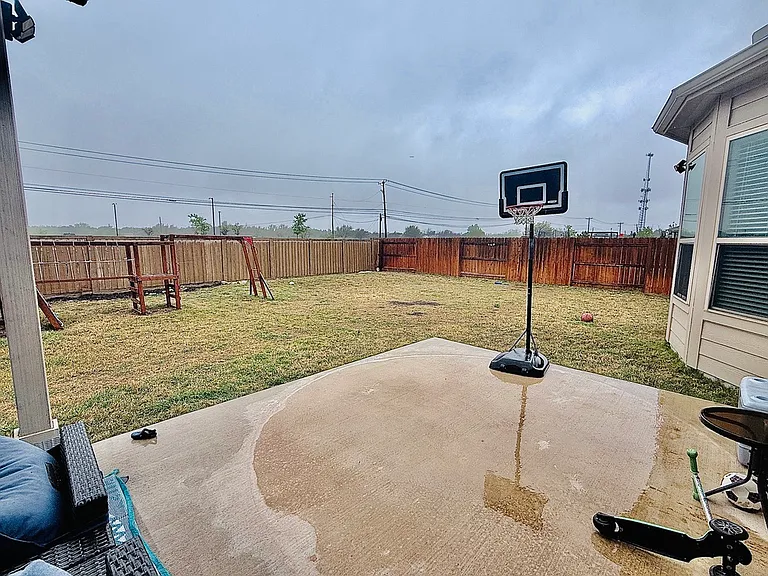 3925 Gildas Path — Photo 38
