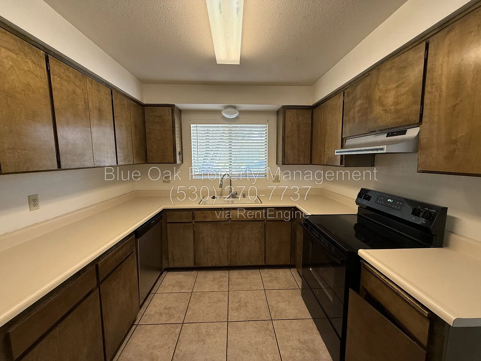 3 bed, 2.0 bath, 1568 sqft, $2,050 — Photo 4