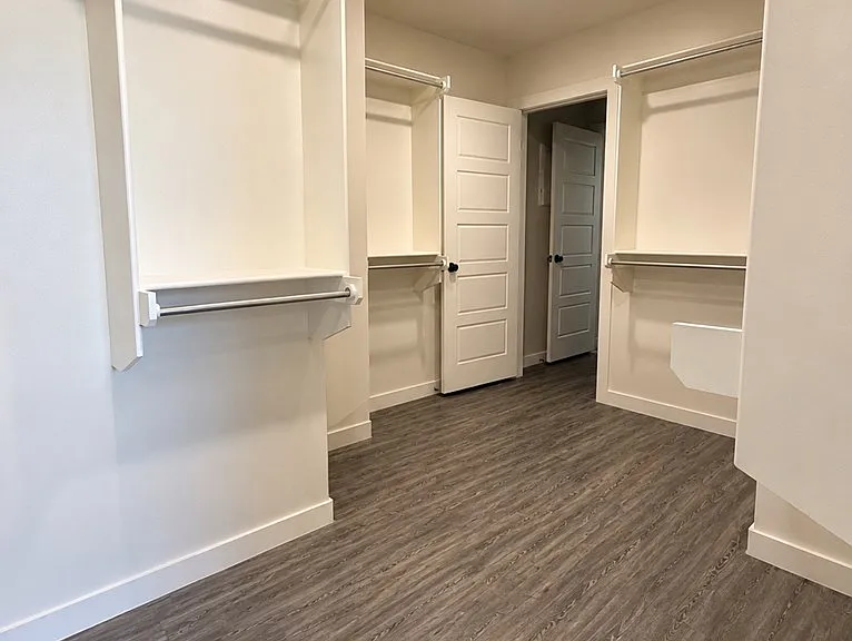 2617 Ivy Ct — Photo 16