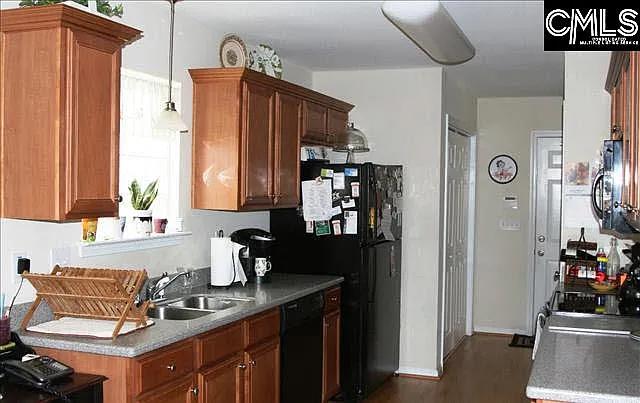 429 White Cedar Dr — Photo 4