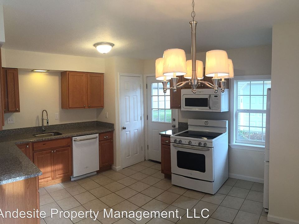 1st image of 8280 Rushton Dr