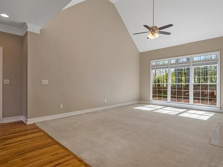 4735 Dartmoor Ln — Photo 5