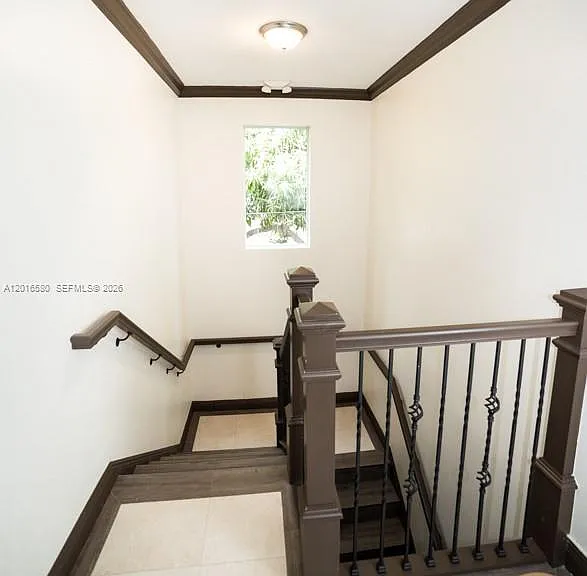 53 NE 49th St #4 — Photo 8