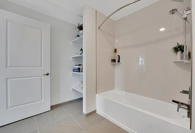 971 Broadway #601 — Photo 8