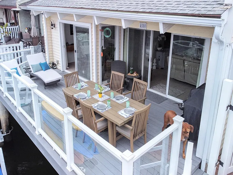 Deck - overhead view.