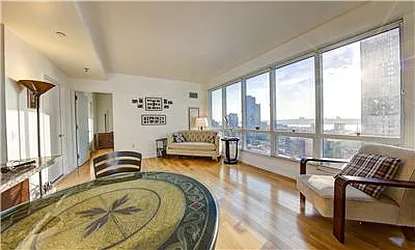 Rented by (Legacy) Elegran