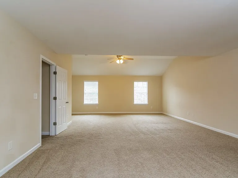 4940 Hopewell Manor Dr — Photo 13