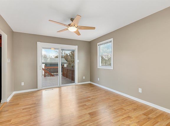 5th image of 23524 W Gagne Ln