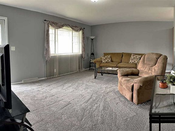 4th image of 2610 Craig Hill Dr