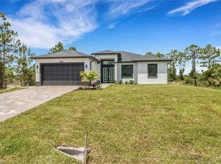836 Milano Ave S, Lehigh Acres, FL 33974