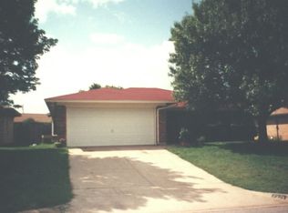 7271 Church Park Dr, Fort Worth, TX 76133