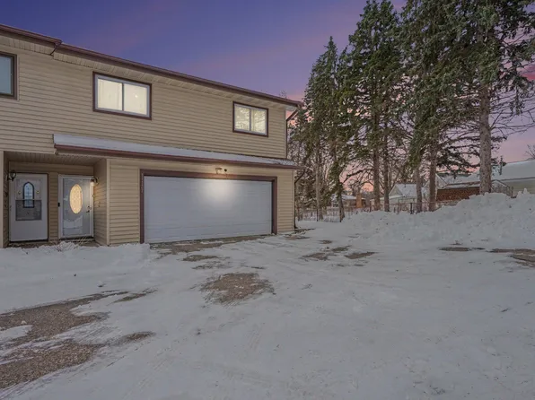 11137 Trail West Rd, Bloomington, MN 55437