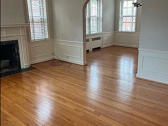 3rd image of 7519 York Dr