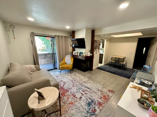 6868 S Countrywoods Cir, Midvale, UT 84047