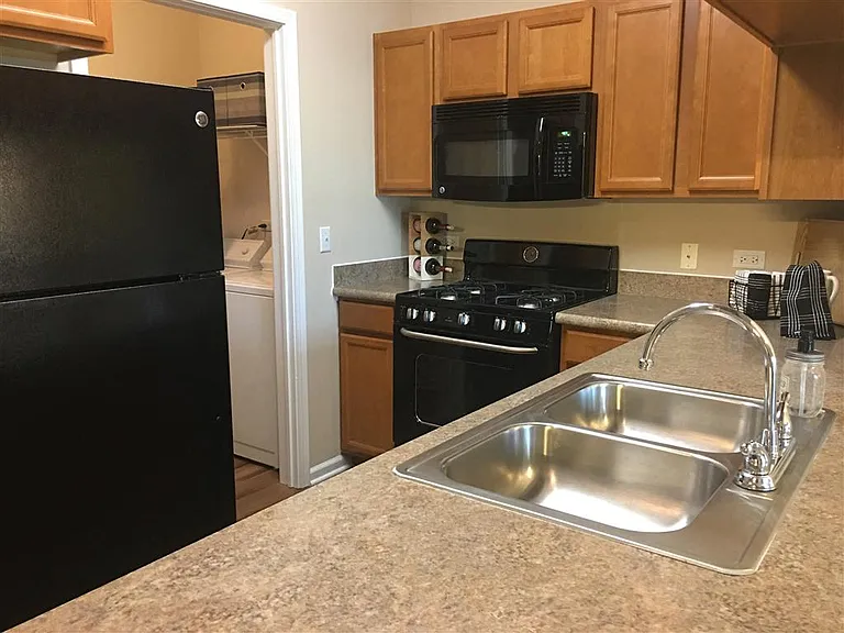 Remington Apartment Homes — Photo 37