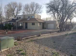 1055 Olympia Cir NE, Los Lunas, NM 87031