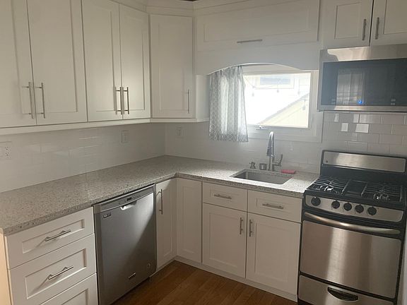 5th image of 64 Tennessee Ave