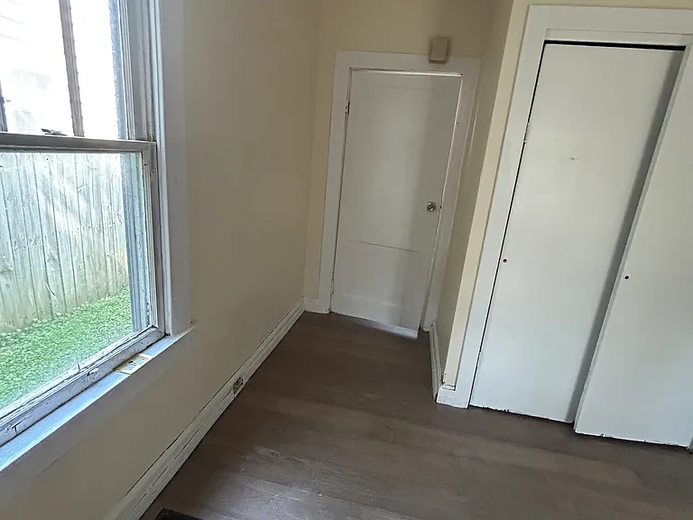 1407 Lodge Ave — Photo 6