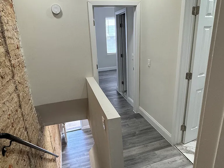 204 Grundy St — Photo 5