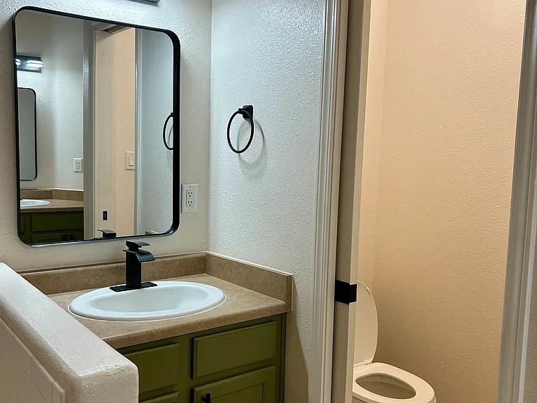1920 Roaring Fork Pl NW — Photo 3