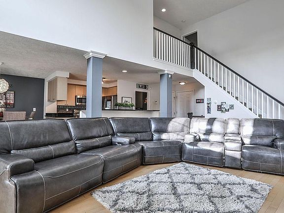 4th image of 4706 Saint Andrews Dr