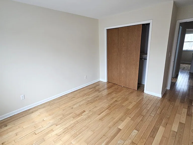33 Cooks Ct — Photo 7