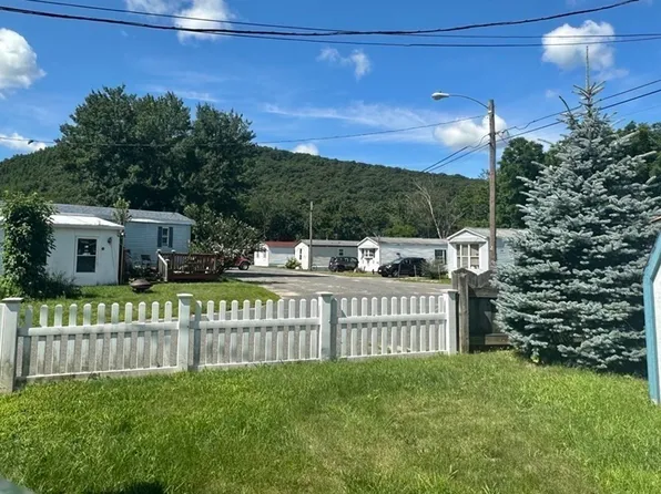 268 Palmer Rd #41, Monson, MA 01057