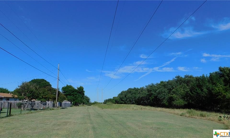 1st image of 1501 Canyon Dr