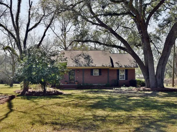 3106 Leggett Dr, Albany, GA 31721