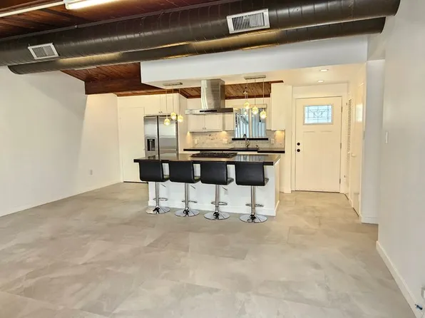 14926 Mayall St, Mission Hills, CA 91345