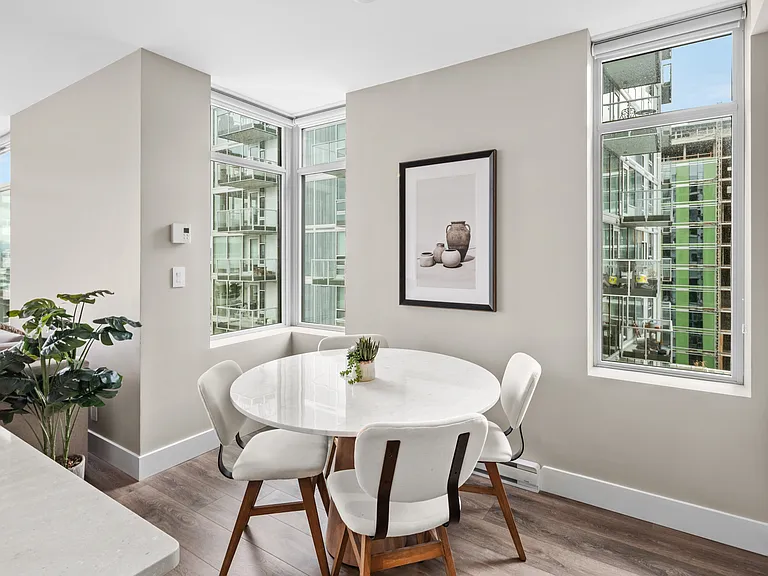 960 Yates St #1105 — Photo 9