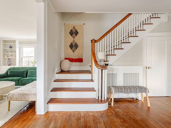Spacious Foyer
